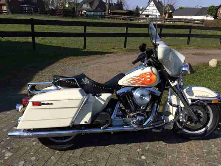 Harley Davidson Police Ultra Classic 1737 Cui in Top