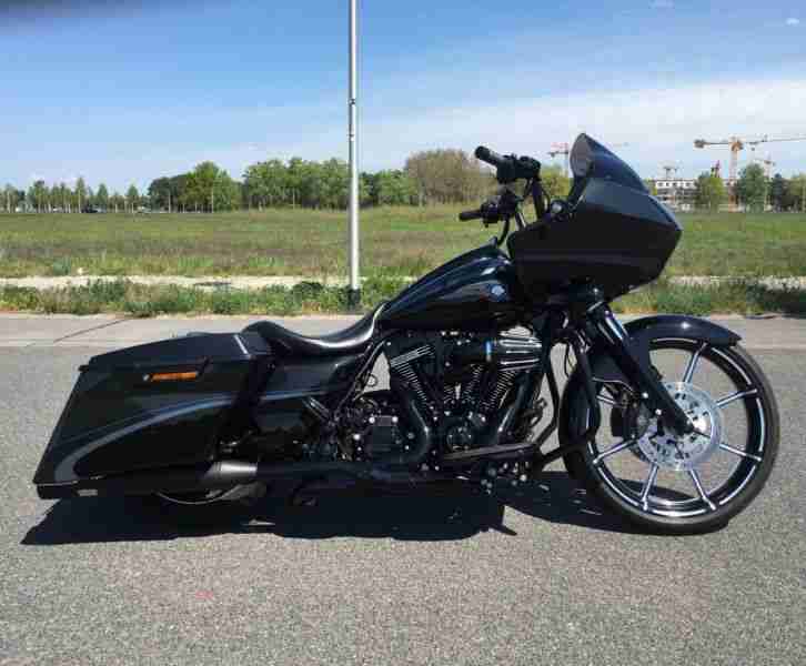 Harley Davidson Road Glide Cvo 2013 110th anniversary