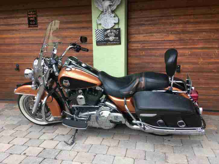 Harley Davidson Road King 105th.Anniversary FLHRCI mit Kesstech-Auspuff