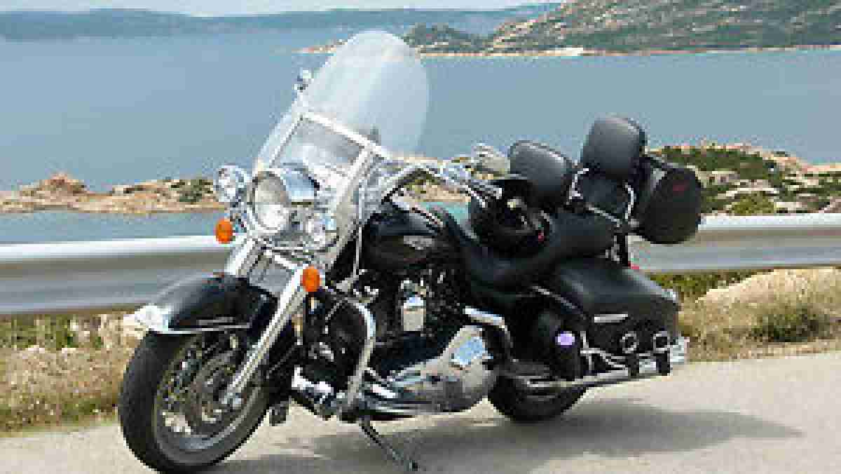 Harley Davidson Road King 1550 ccm viele Extras scheckheft gepflegt alle KD