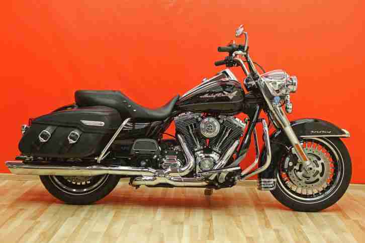 Harley Davidson Road King 2010 FLHR Tourer Touring Twin Cam Skull Thunder Max