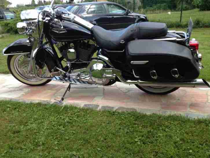 Harley Davidson Road King Classic aus 1. Hand inkl. großer Windschutzscheibe