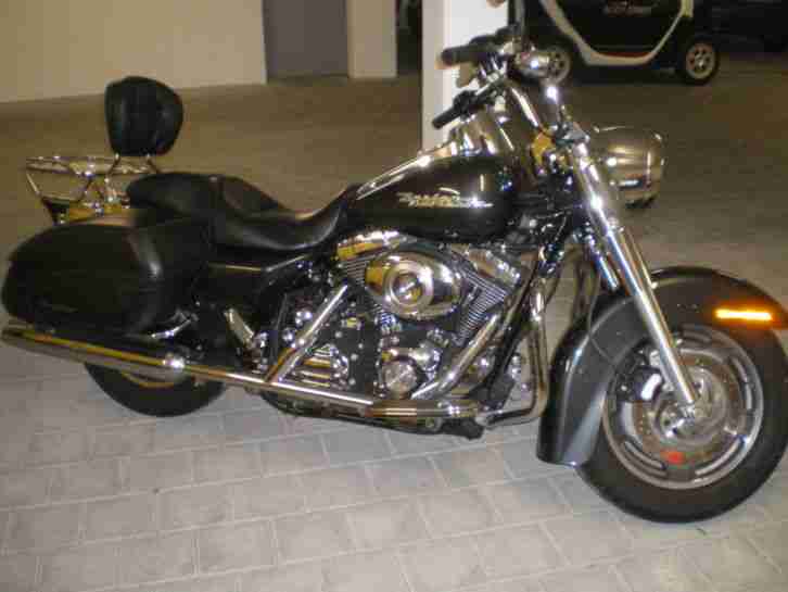 Harley Davidson Road King Custom FL1, 2