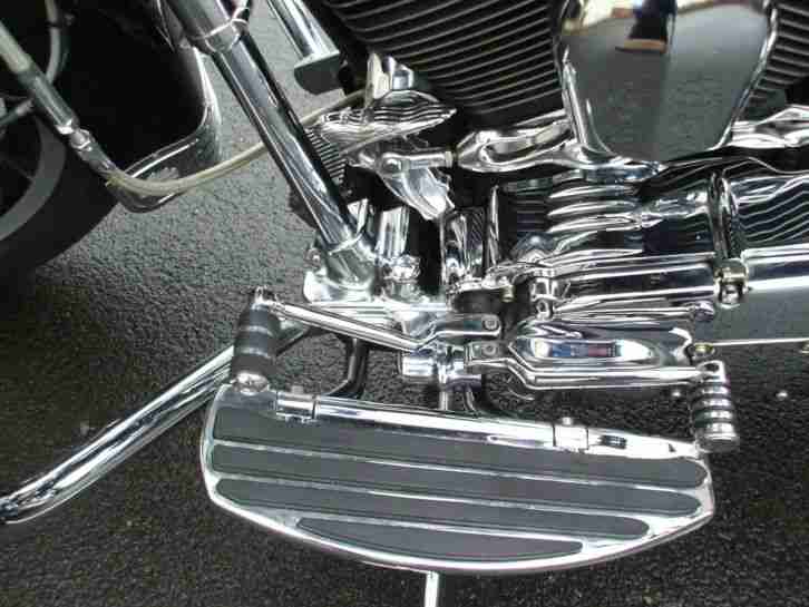 Harley-Davidson Road-King-FLHR. deutsches Modell- erst 22200 km-Evo m. Vergaser-