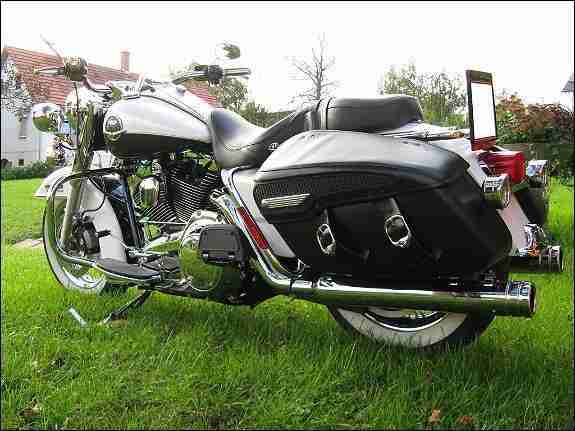 Harley Davidson Road King FLHRC