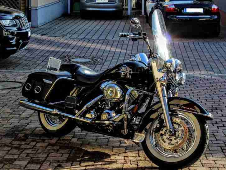 Harley Davidson Road King FLHX Top-Zustand