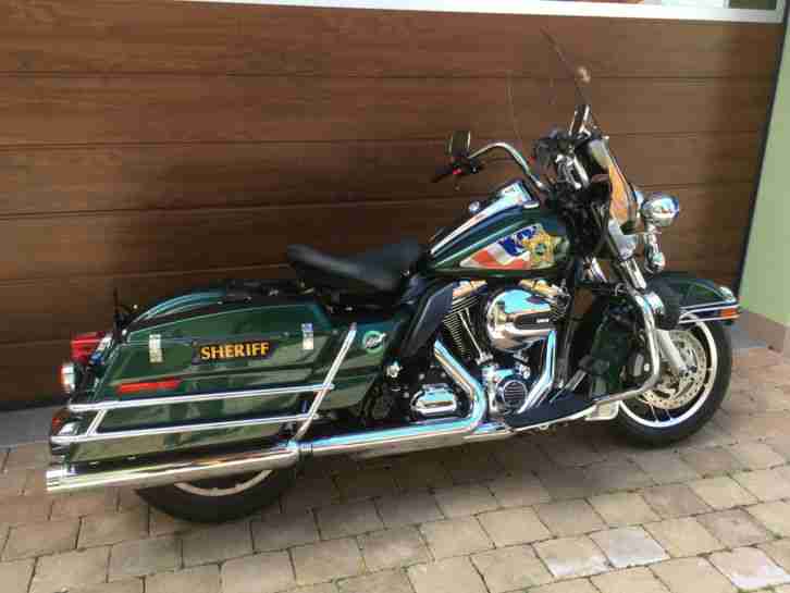 Harley Davidson Road King Police FLHP mit ABS, Sirene,Policelights u.s.w...