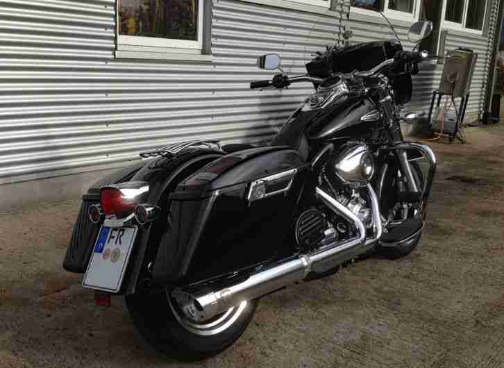 Harley-Davidson Road King - Street Glide - Switchback Dyna - Custom Bike