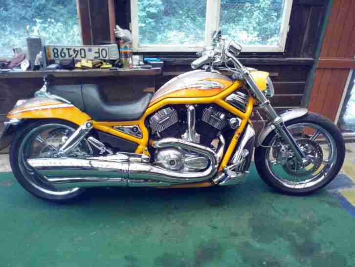 Harley Davidson Screamin Eagle CVO V-Rod