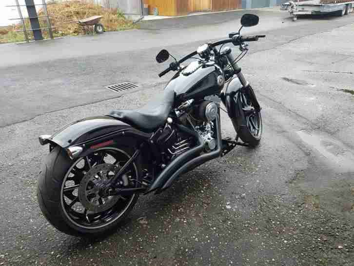 Harley Davidson Softail Breakout 110ci Screamin eagle