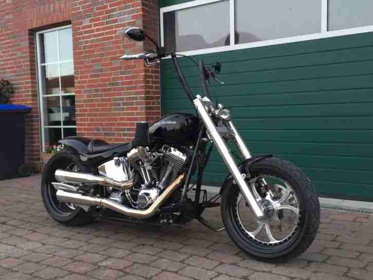 Harley Davidson Softail Deuce Custombike Customumbau von Tunderbike