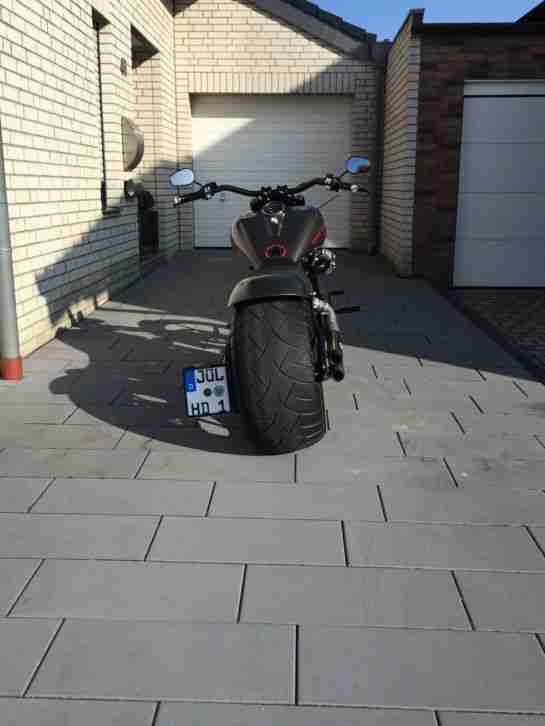 Harley Davidson Softail Night Train mit 300er