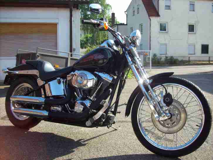 Harley Davidson Softail Springer FXSTSi aus 2004