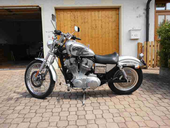 Harley Davidson Sportster 883
