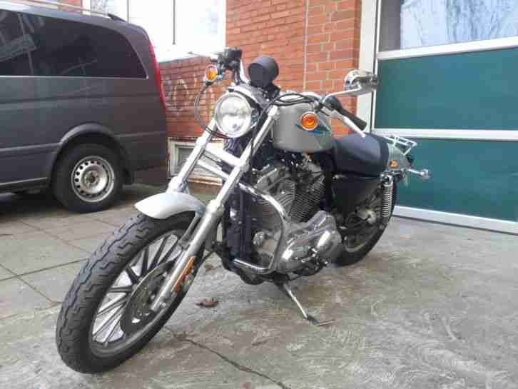 Harley Davidson, Sportster, 883er, erst 9357 km, Bj. 2005