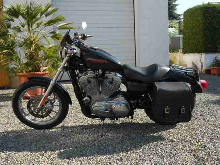 Harley Davidson Sportster XL2R 883