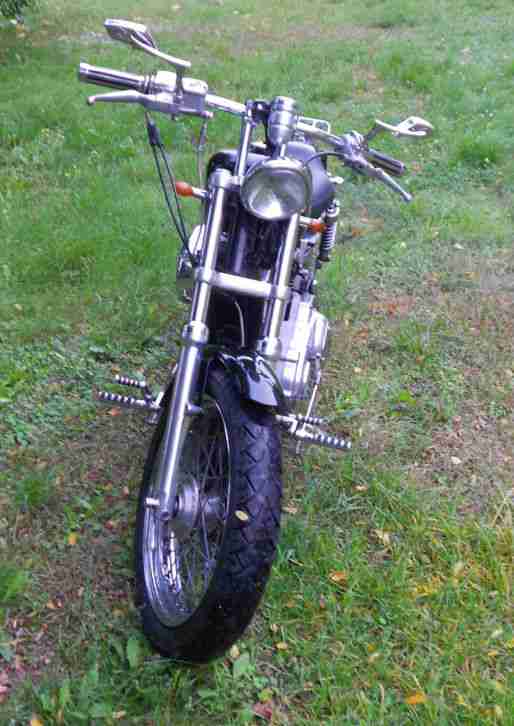 Harley - Davidson Sportster XLH 883 Hugger 1.Hand Erstzul. 08.2001 Metallicgrün