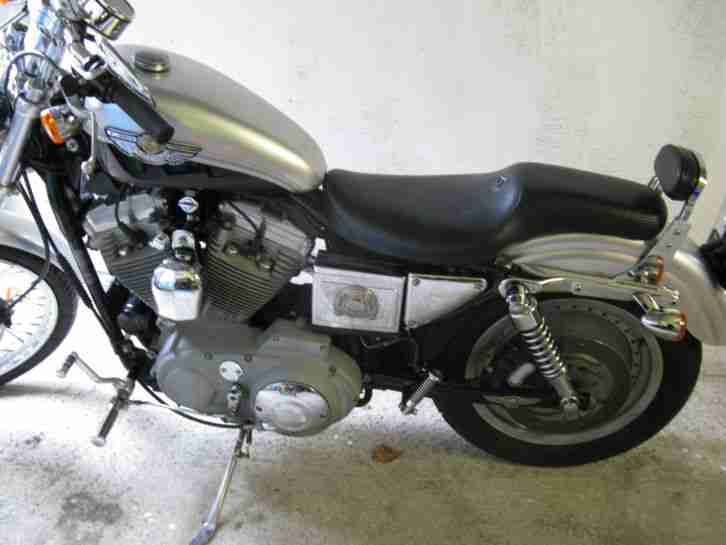 Harley Davidson Sportster xl883 100th Anniversary