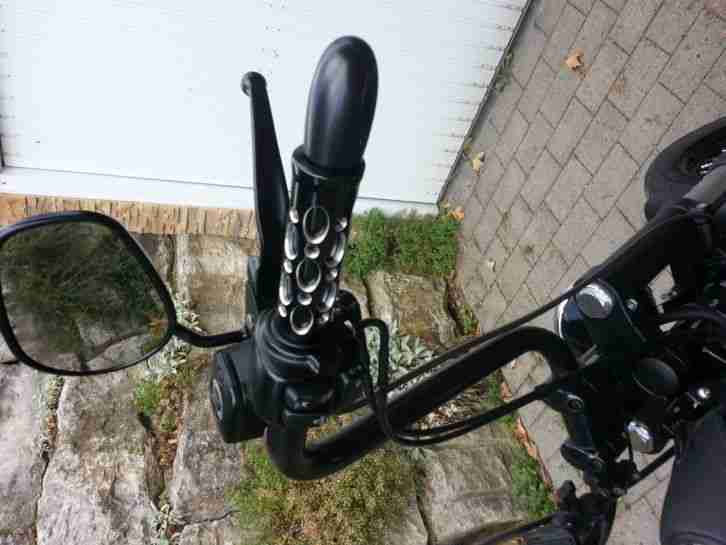 Harley Davidson Street Bob FXDB deutsches Modell 2011