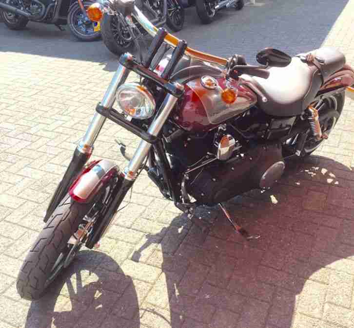 Harley Davidson Street Bob Special, EZ Juli