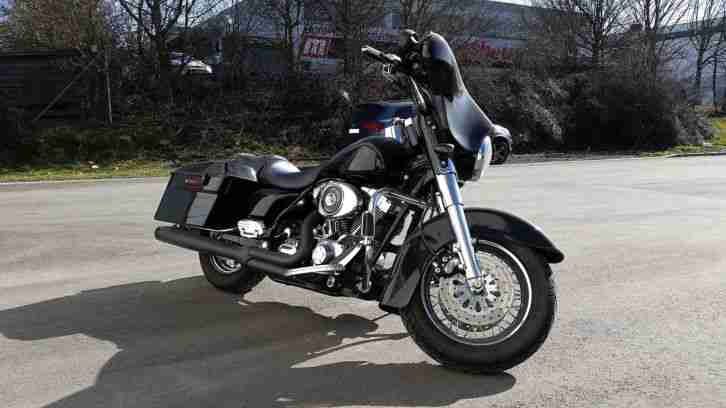 Harley Davidson Street Glide FLHXI