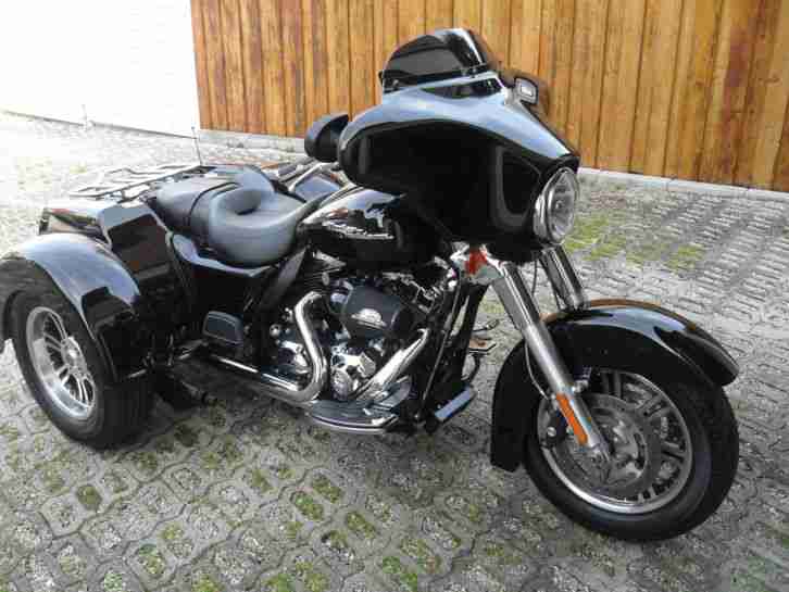 Harley Davidson Street Glide Trike Tourer MIT PKW FÜHRERSCHEIN ZU FAHREN! TOP !!