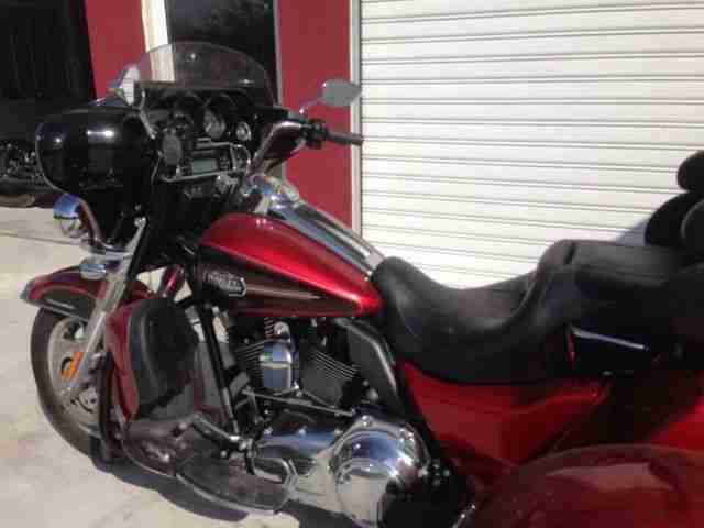 Harley Davidson Triglide FLHTCUTG 103cui ORIGINAL