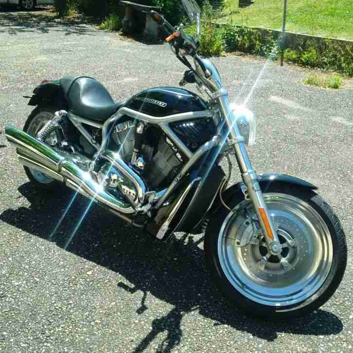 Harley Davidson V Rod deutsches Modell 240er Heckumbau TÜV neu supper Zustand