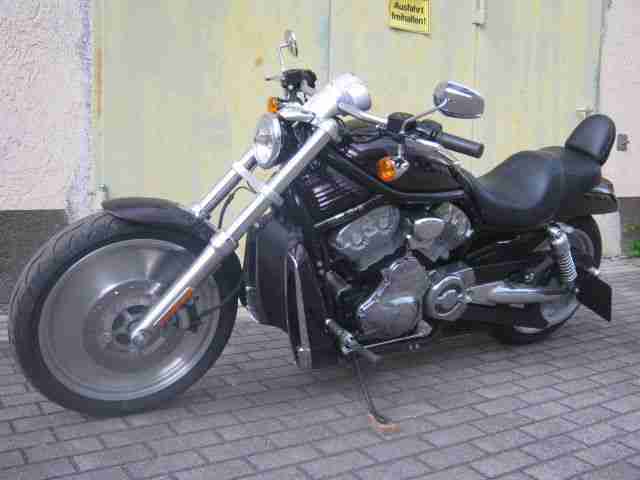 Harley-Davidson V-Rod im Topzustand, seitliches Kennzeichen, Sonderlenker
