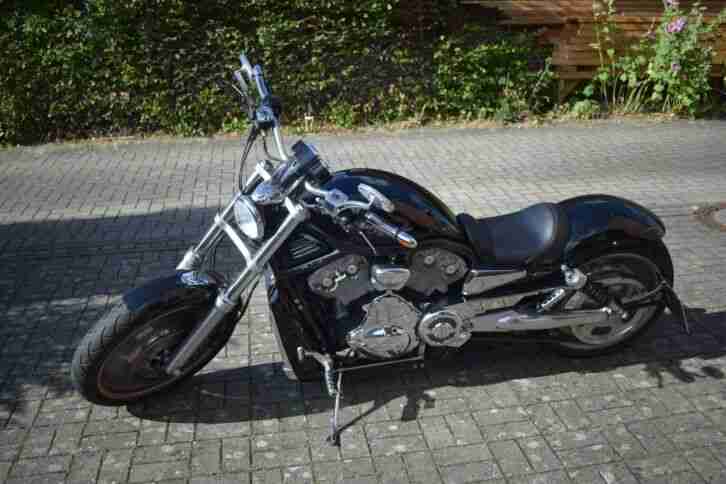 Harley Davidson VROD, Heckumbau