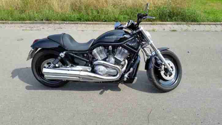 Harley Davidson in super zustand und wenig km