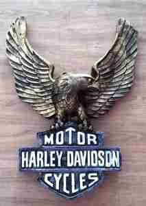 Harley Davidson mit Adler Wand Statue Top