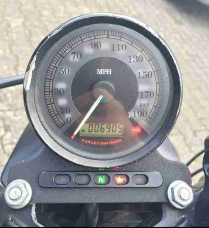 Harley Davidson sportster 883 XL2 Bobber Cafe Racer