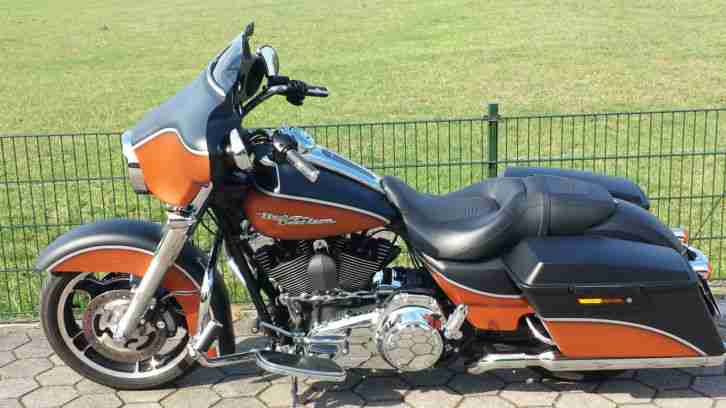 °° Harley Davisdon - Street Glide - Unikat - Sonderlackierung - 13.500 KM °°