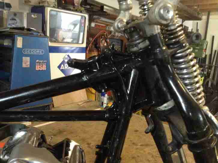 Harley Knucklehead FL 1200 Bj.47 zum fertigbauen