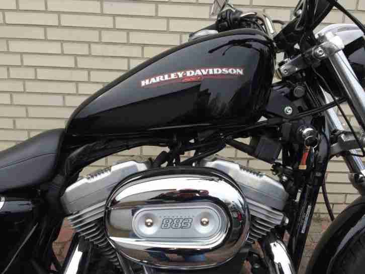 Harley Sportster 883 Low nur 9500 km Erstzu 08.2005 schöner Zustand TüV 04/18