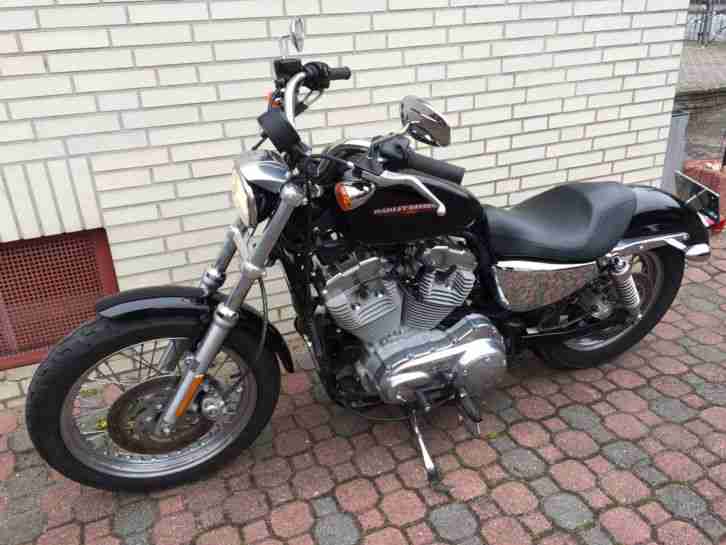 Harley Sportster 883 Low nur 9500 km Erstzu 08.2005 schöner Zustand TüV 04/18