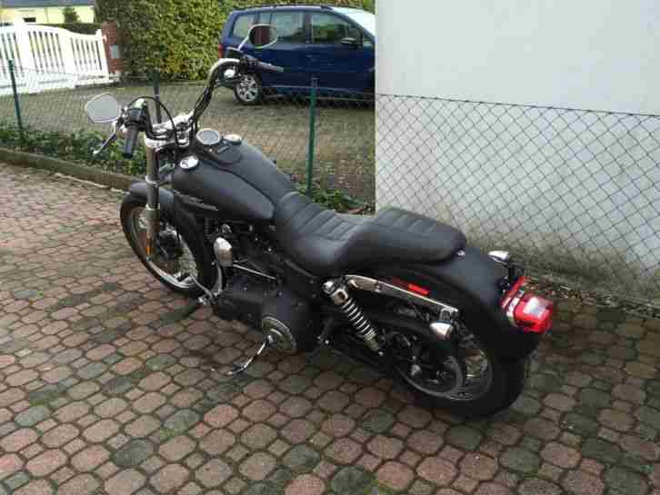 Harley Street Bob 2.Hand nur 13.000km deutsches Modell ohne Mängel neuw. Zustand