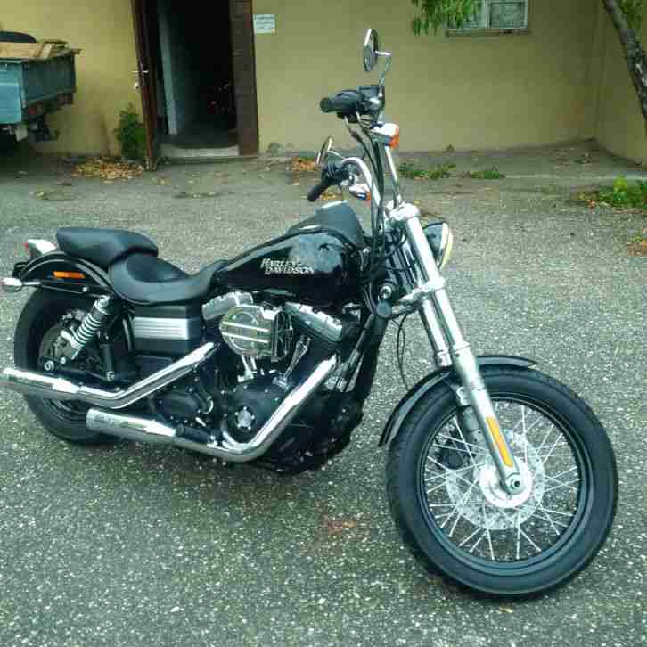 HarleyDyna Street Bob Deutsch. 2012er ABS Modell Kess Tech Auspuff, Hypercharger