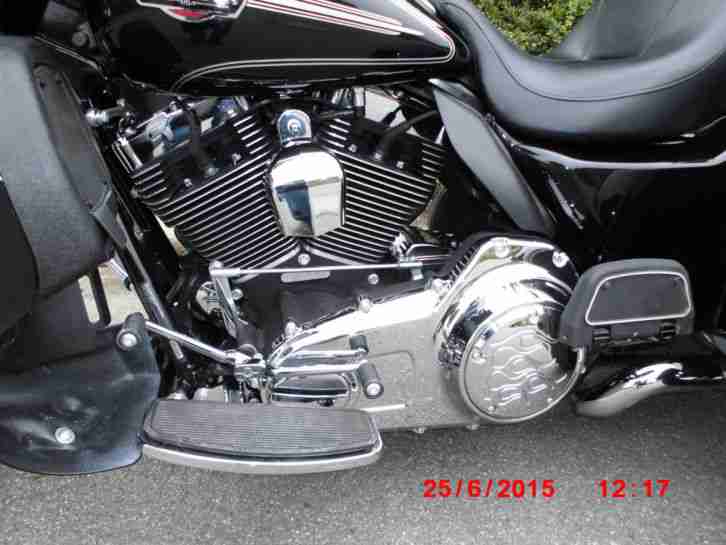 HarleyTrike Glide Ultra Clas. Ez 2014 Tüv5. 2016 PKW Schein mitTüv