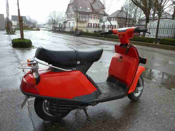 Hercules CV 80 (Yamaha) Motorroller defekt Kult in Rot