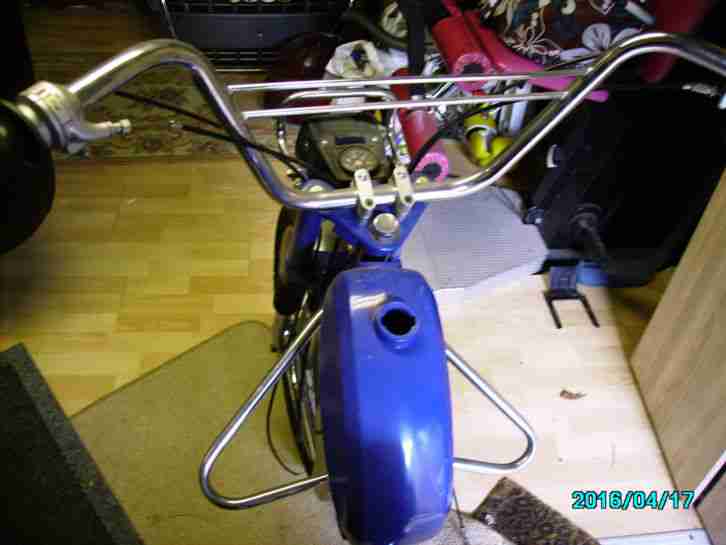 Hercules MF3 Fahrgestell ohne Motor mit vielen Teilen