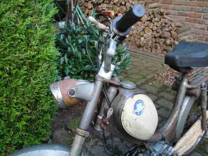Hercules Moped 222 TS mit Papiere Oldtimer fahrbereit Restaurationsobjekt