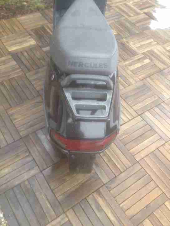 Hercules SR 50, Wie Peugeot Roller