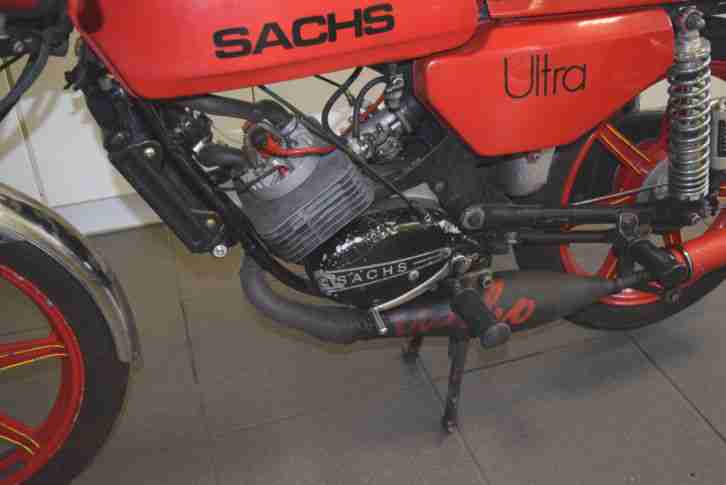 Hercules Ultra 50ccm 12 PS