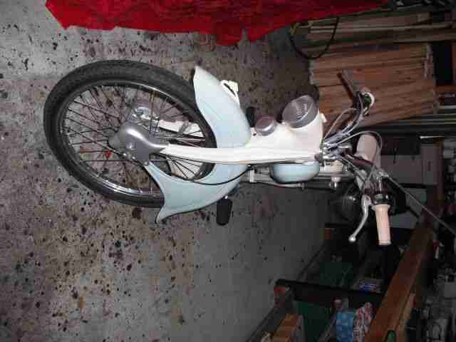 Hercules moped