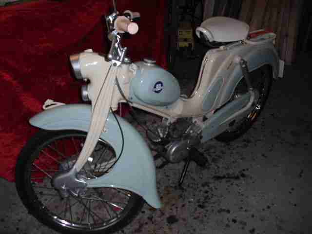 Hercules moped