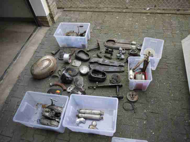 Herkules K101 Scheunenfund Restaurationsbasis Moped Motorrad Oldtimer viele Teil