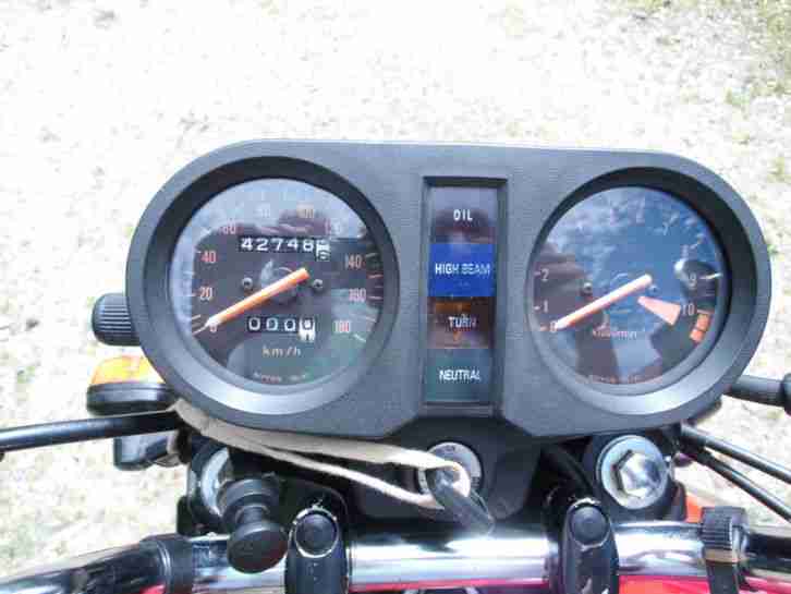 Honda 400 N/T mit 43 PS,Naked Bike,rot