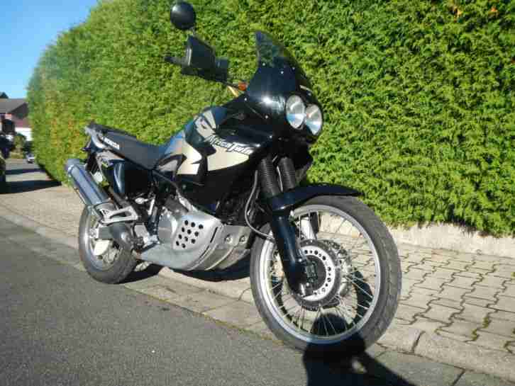Honda Africa Twin RD 07a XRV 750 TÜV und Inspektion neu 25384km EZ 2000